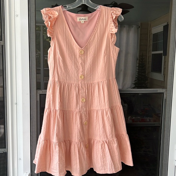 Listicle dress. Size M - Picture 1 of 4